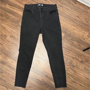 Old Navy Rockstar High Rise Skinny Black Jeans